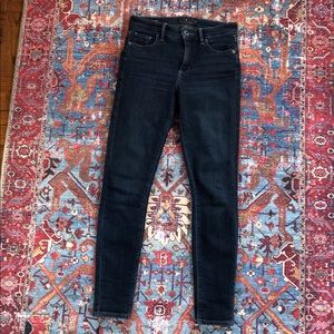 Lucky mid-high rise Bridgette skinny